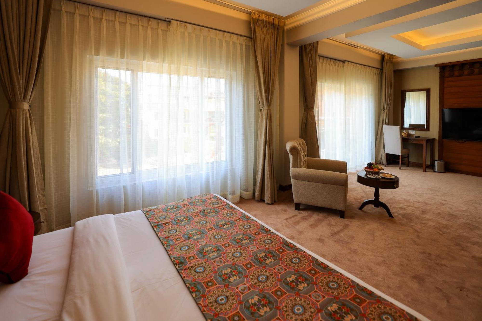 Hotel Dolmaling Kathmandu Esterno foto