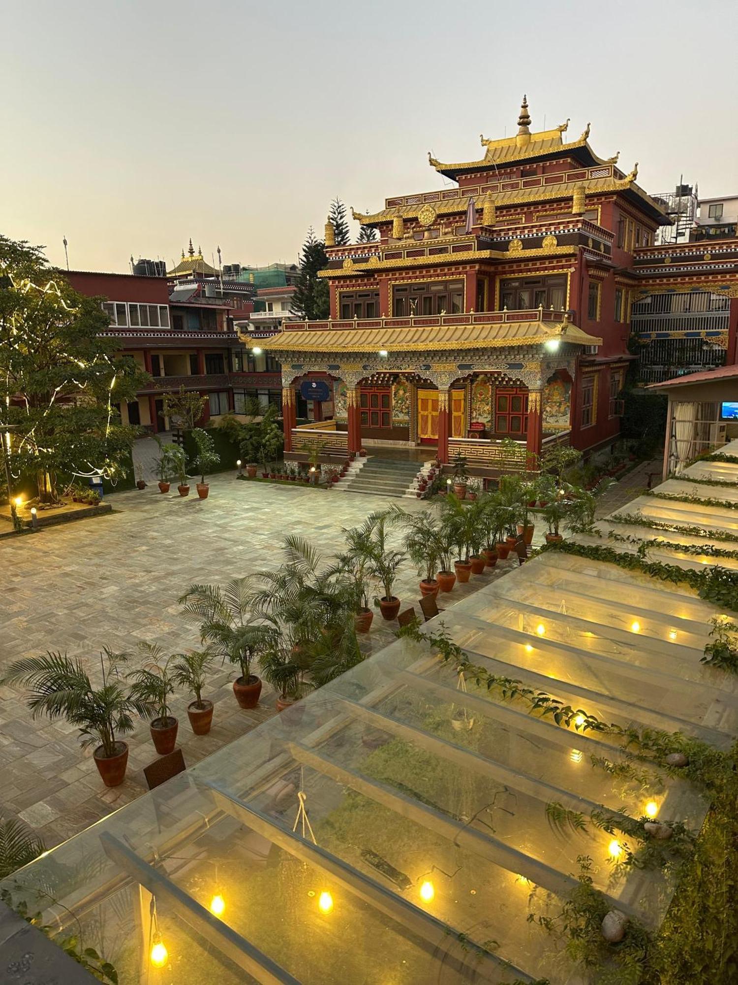 Hotel Dolmaling Kathmandu Esterno foto